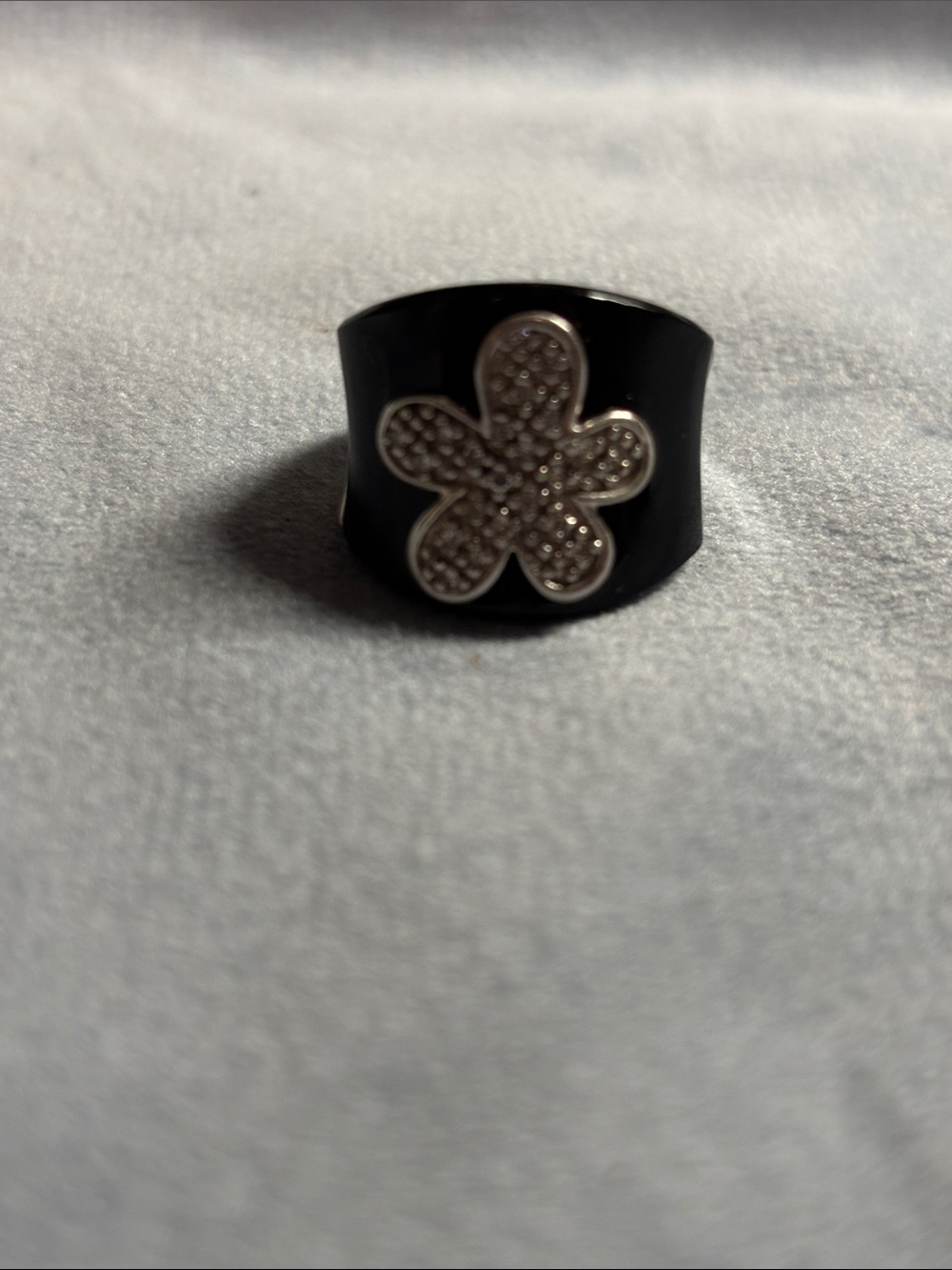 CNA Pranda ring sterling silver & diamonds floral motif black onyx band Size 7